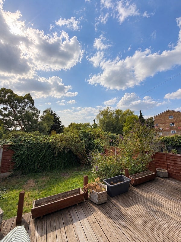 Flat Luther King Close in Greater London