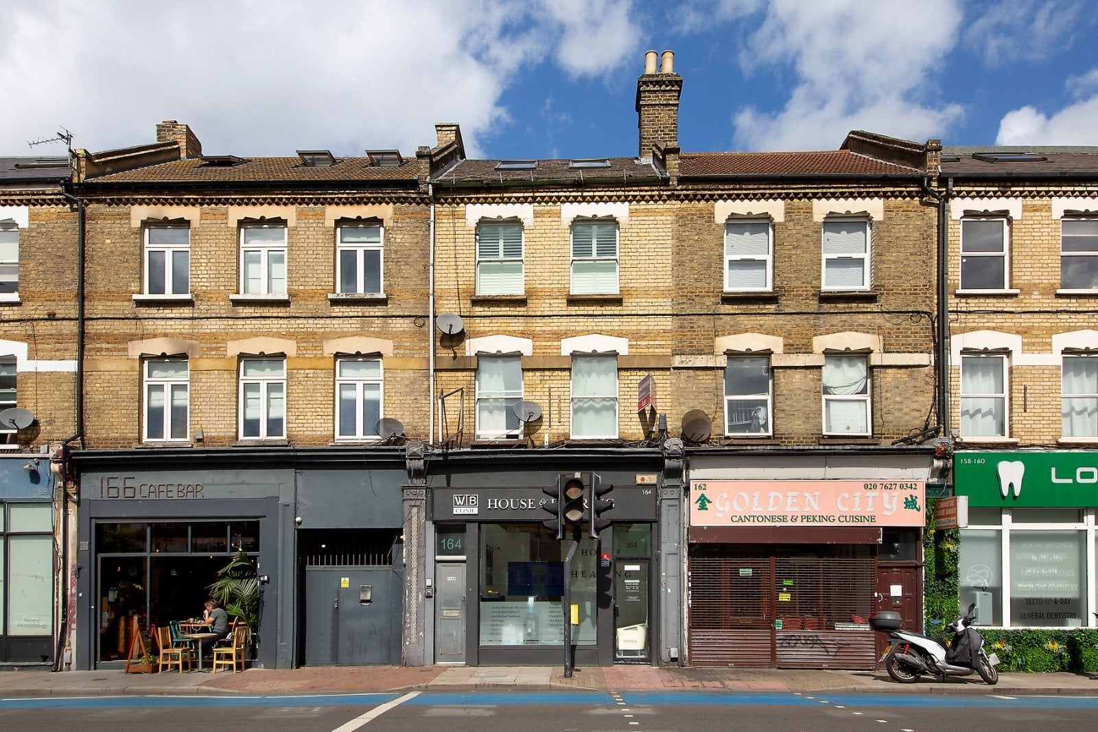Flat Battersea Park Road in Greater London