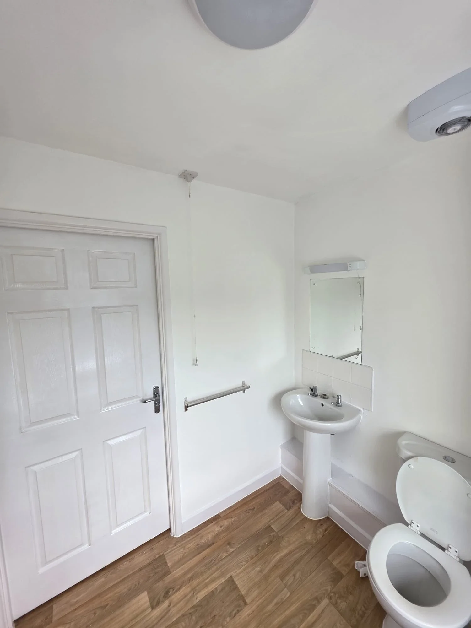Flat Reasons Row in Amesbury