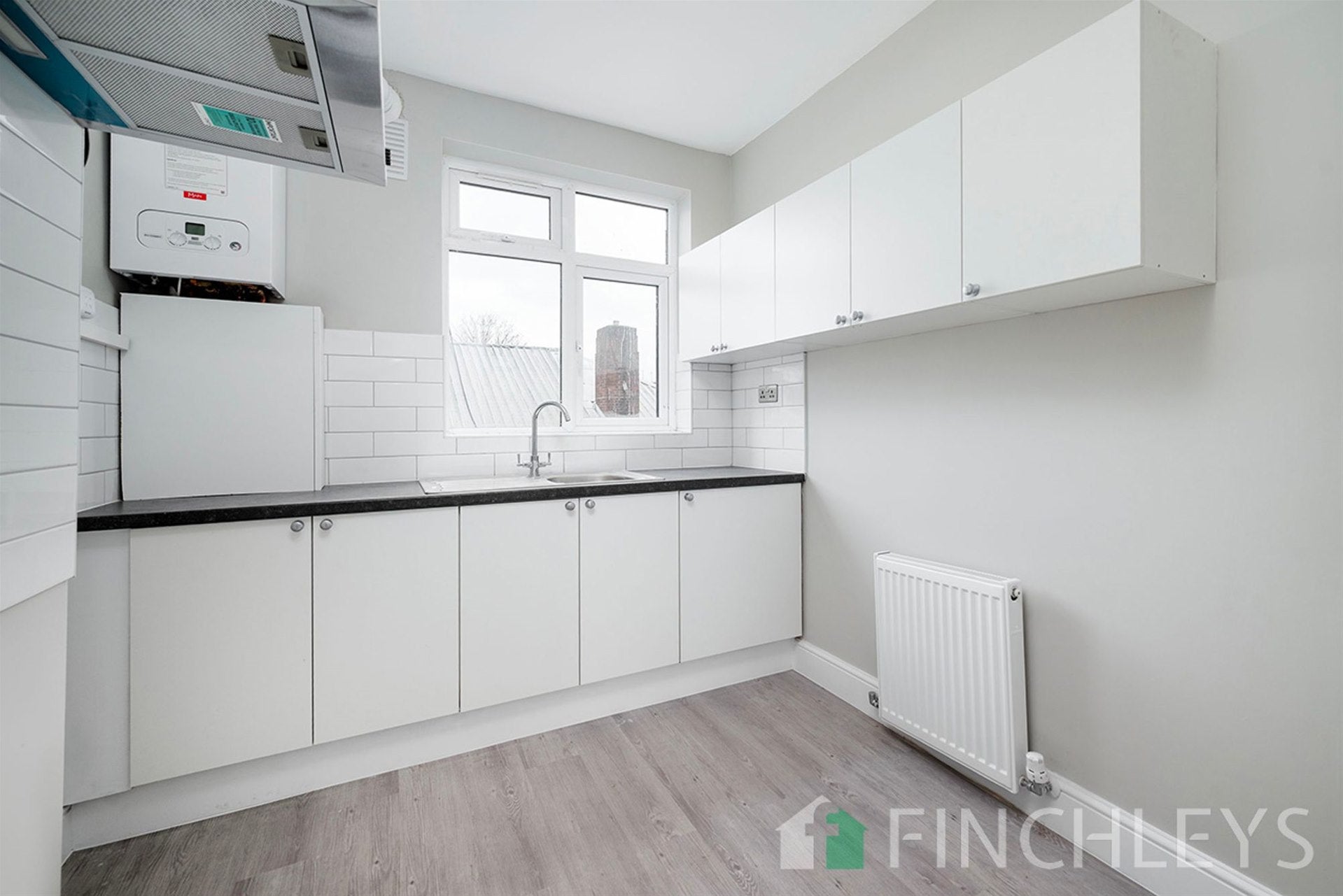 Flat Nether Street in Greater London