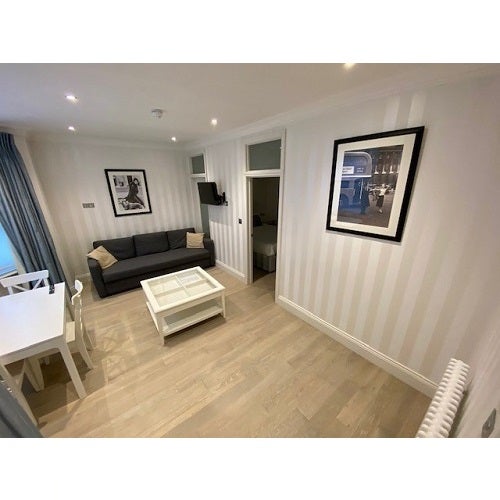 Flat Goldhawk Road in London