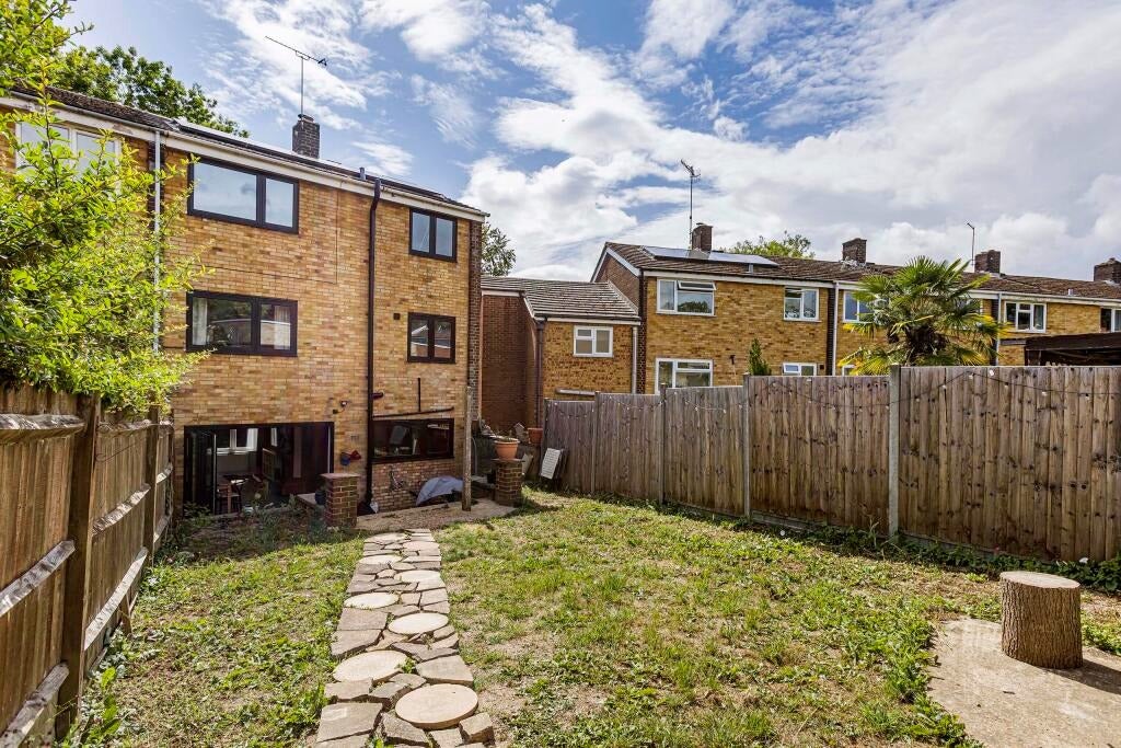 House Valleyside in Dacorum