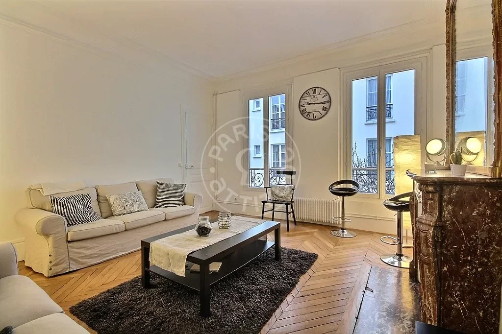 Appartement Avenue Victor Hugo à Paris