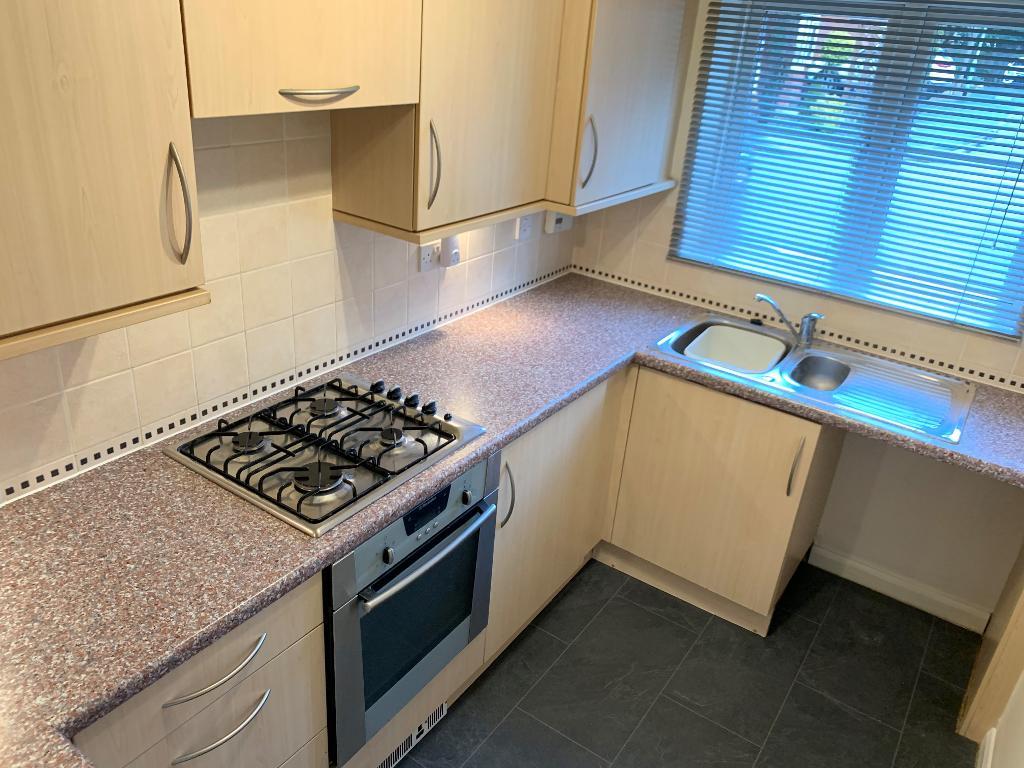 House Gapstile Close in Desborough
