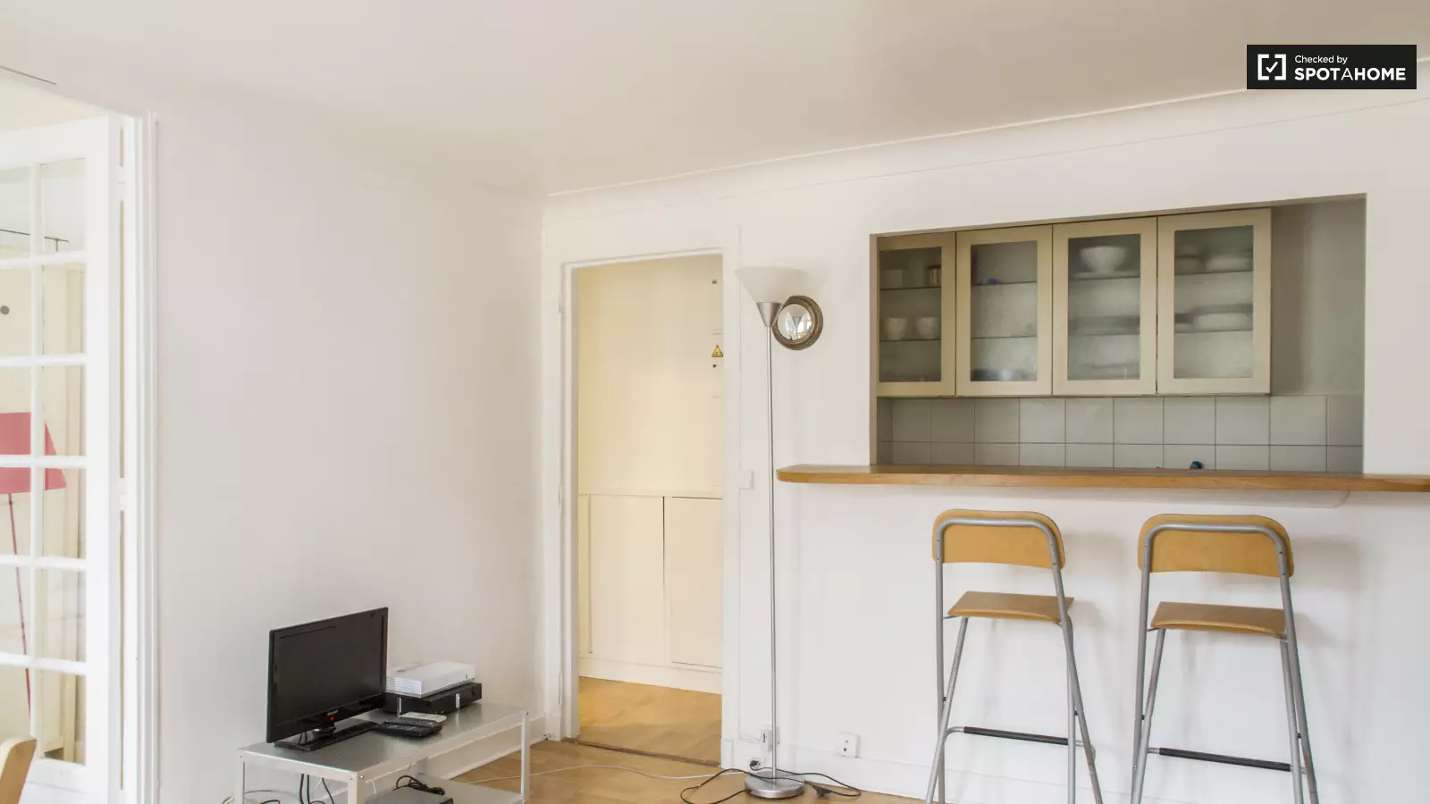 Flat Rue Garancière in Paris