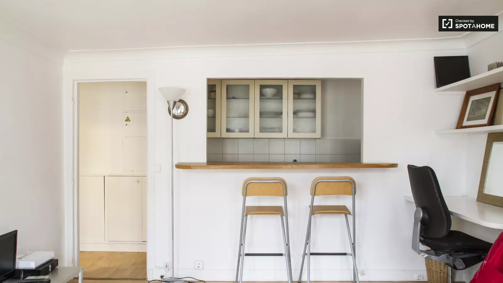 Flat Rue Garancière in Paris