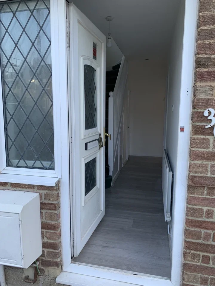 House Woodcroft Crescent in Greater London