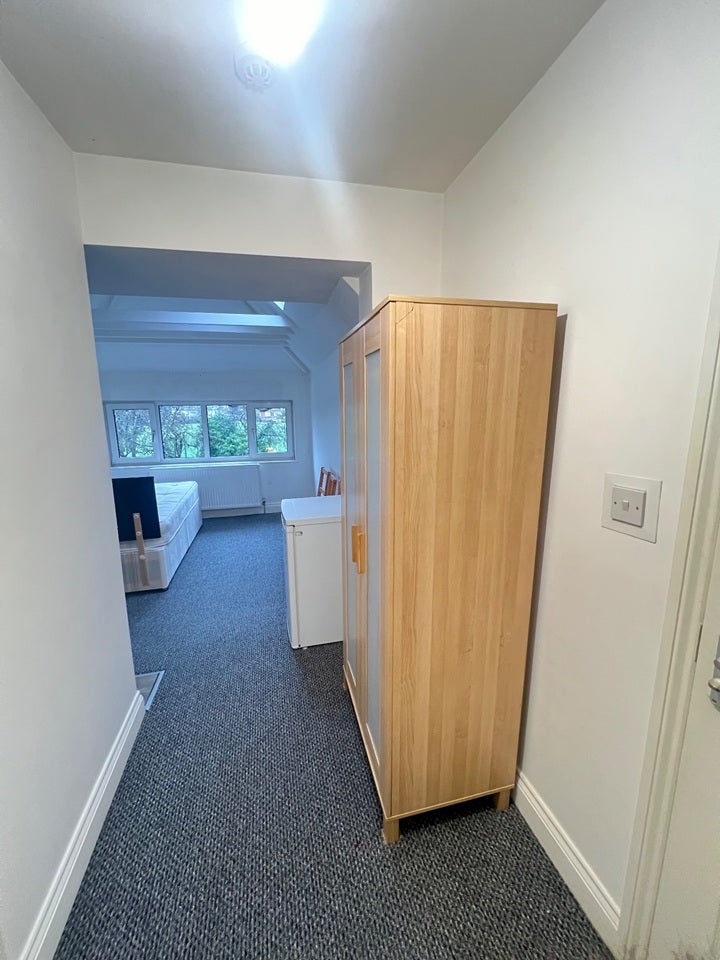 Flat The Vale in Greater London