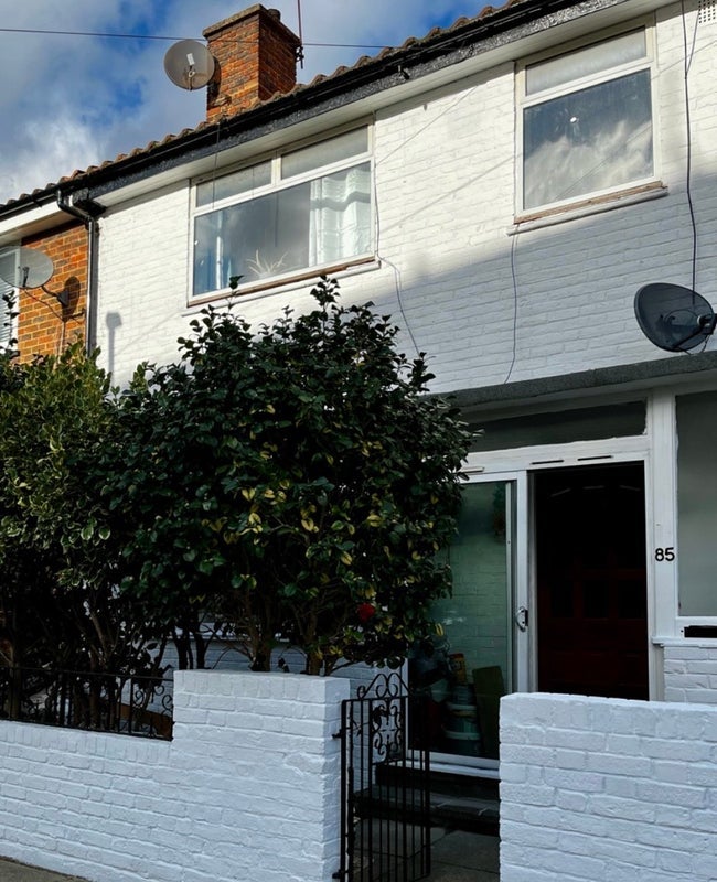 Room Bangalore Street in Greater London