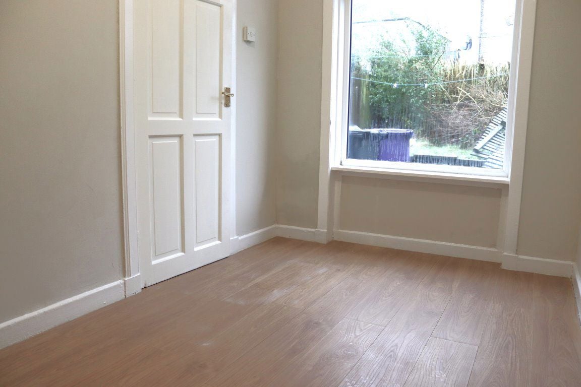 Flat Arbroath Avenue in Glasgow