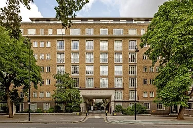 Flat Bayswater Road in Greater London