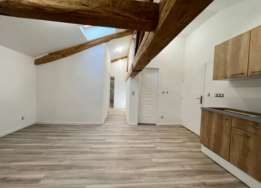 Appartement Avenue André Delbes à Briatexte