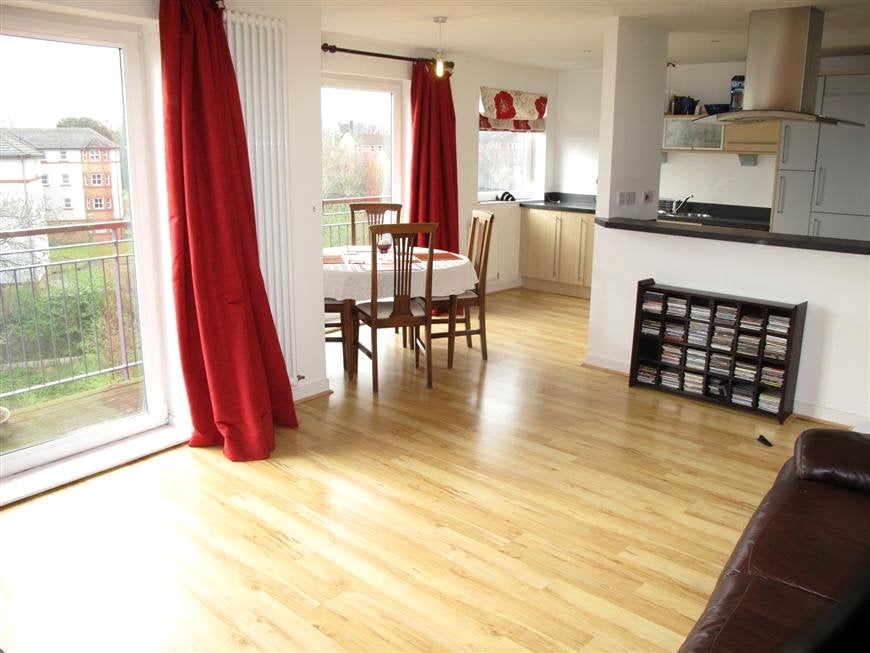 Flat East Pilton Farm Crescent in City of Edinburgh