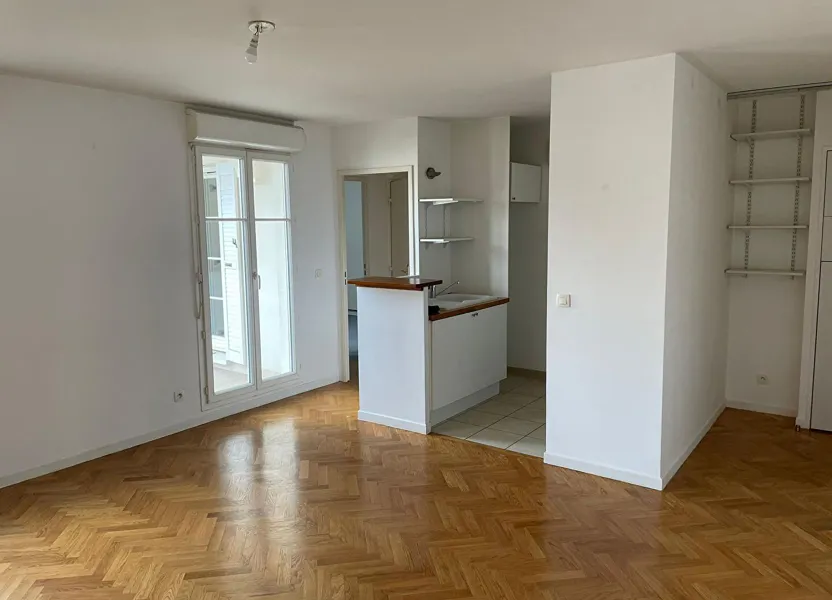 Flat Rue du Pot qui Mousse in Le Plessis-Robinson