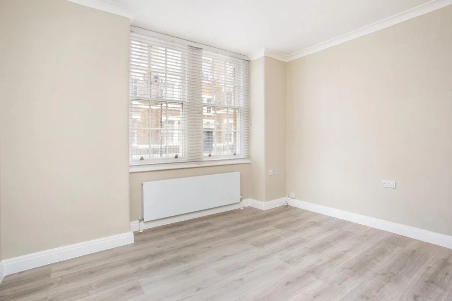 Flat Bryanston Street in London