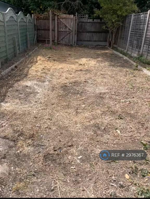 House Ramney Drive in Greater London