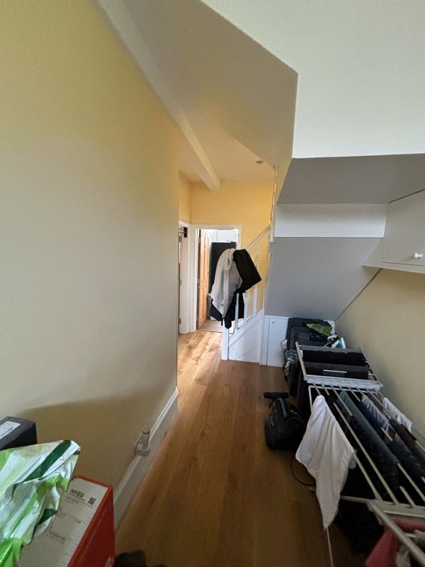 Room Holloway Road in Greater London