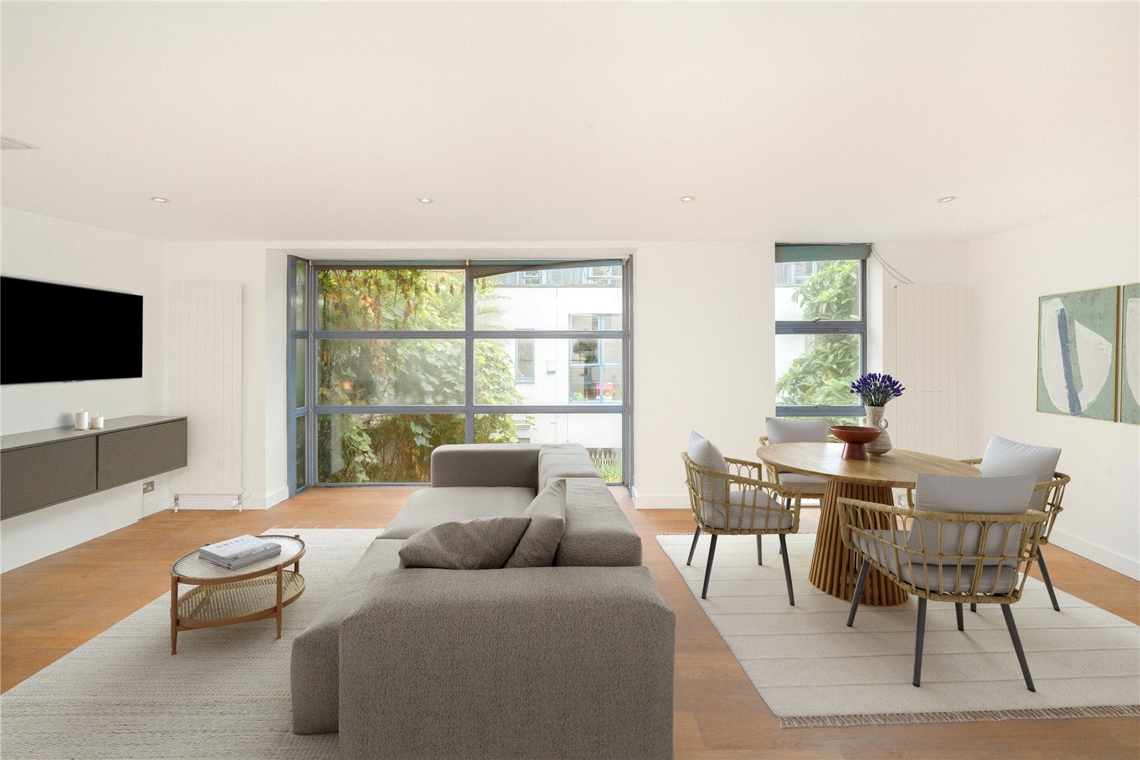House Dunworth Mews in Greater London
