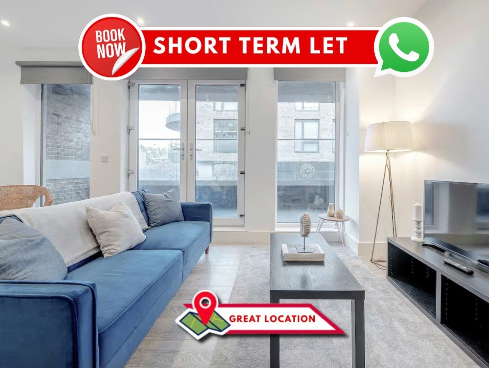 Flat Station Approach Road in Greater London