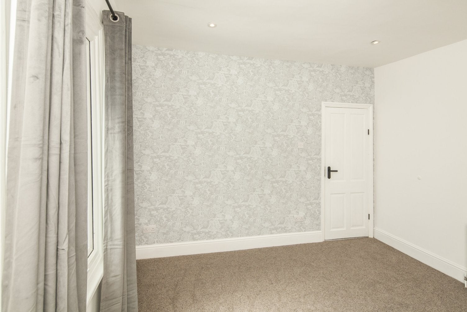 Room Therapia Road in Greater London