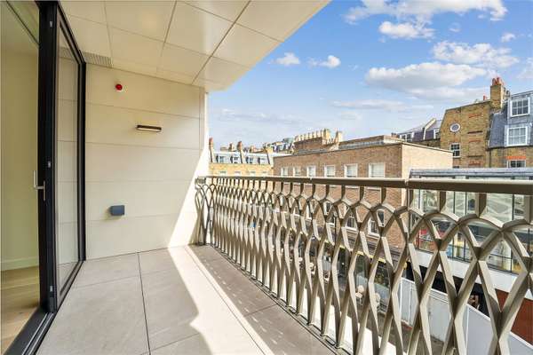 Flat Marylebone Lane in City of Westminster