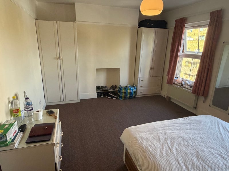 Room Matrimony Place in Greater London