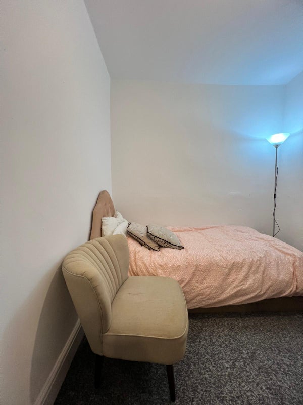 Room St Luke's Road in Sunderland