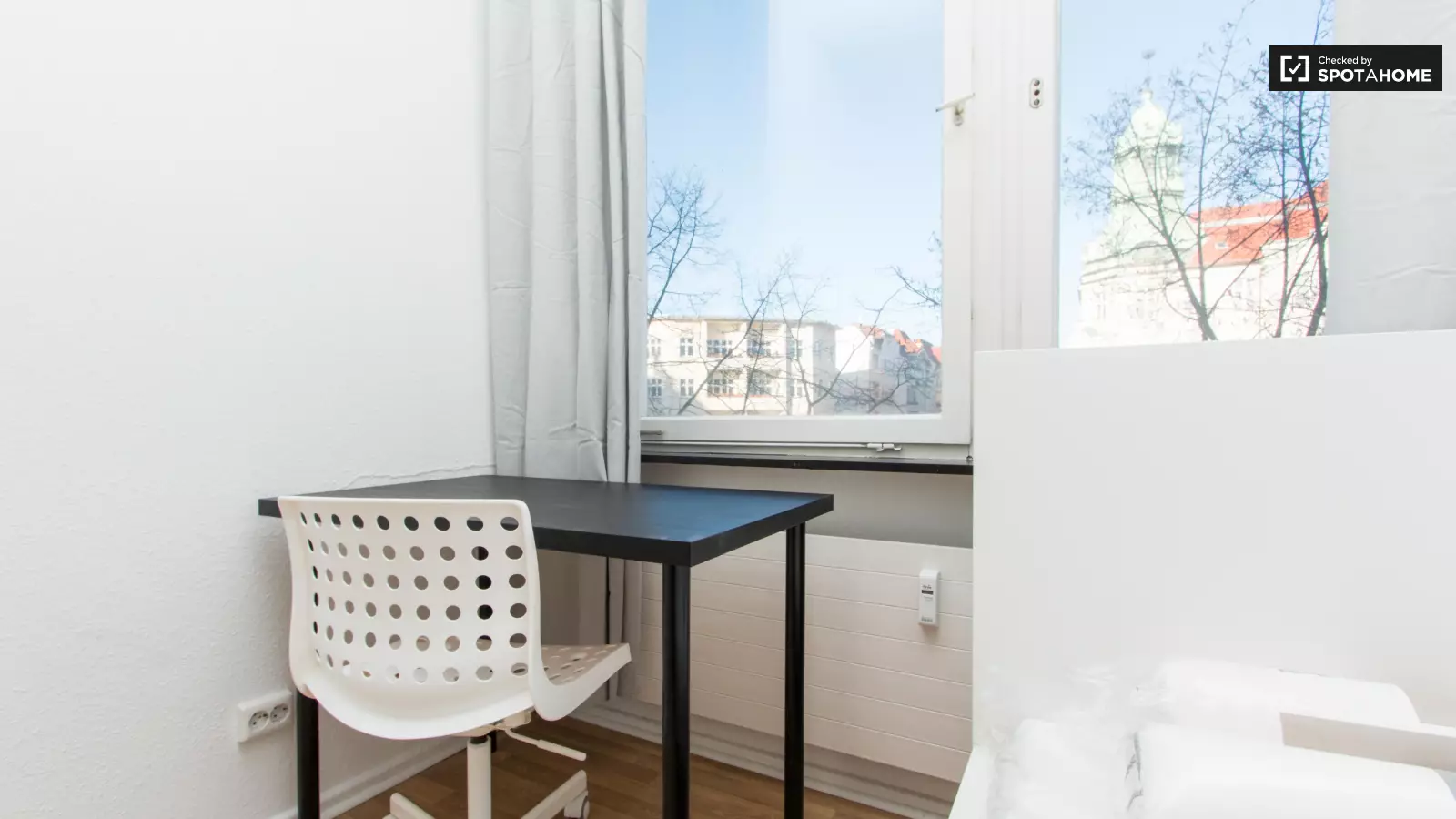 Zimmer Holzmindener Straße in Berlin