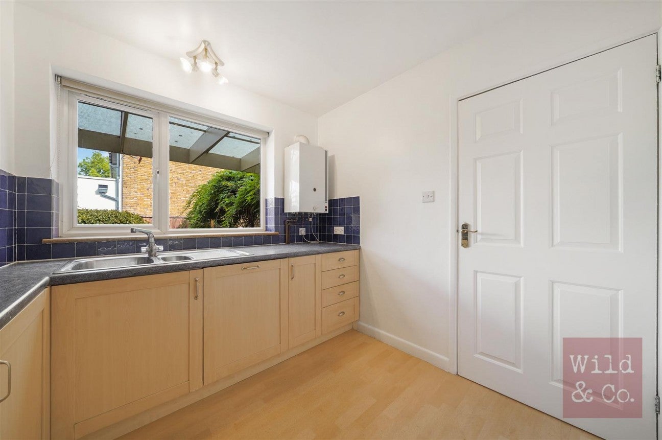 House The Grove in Greater London