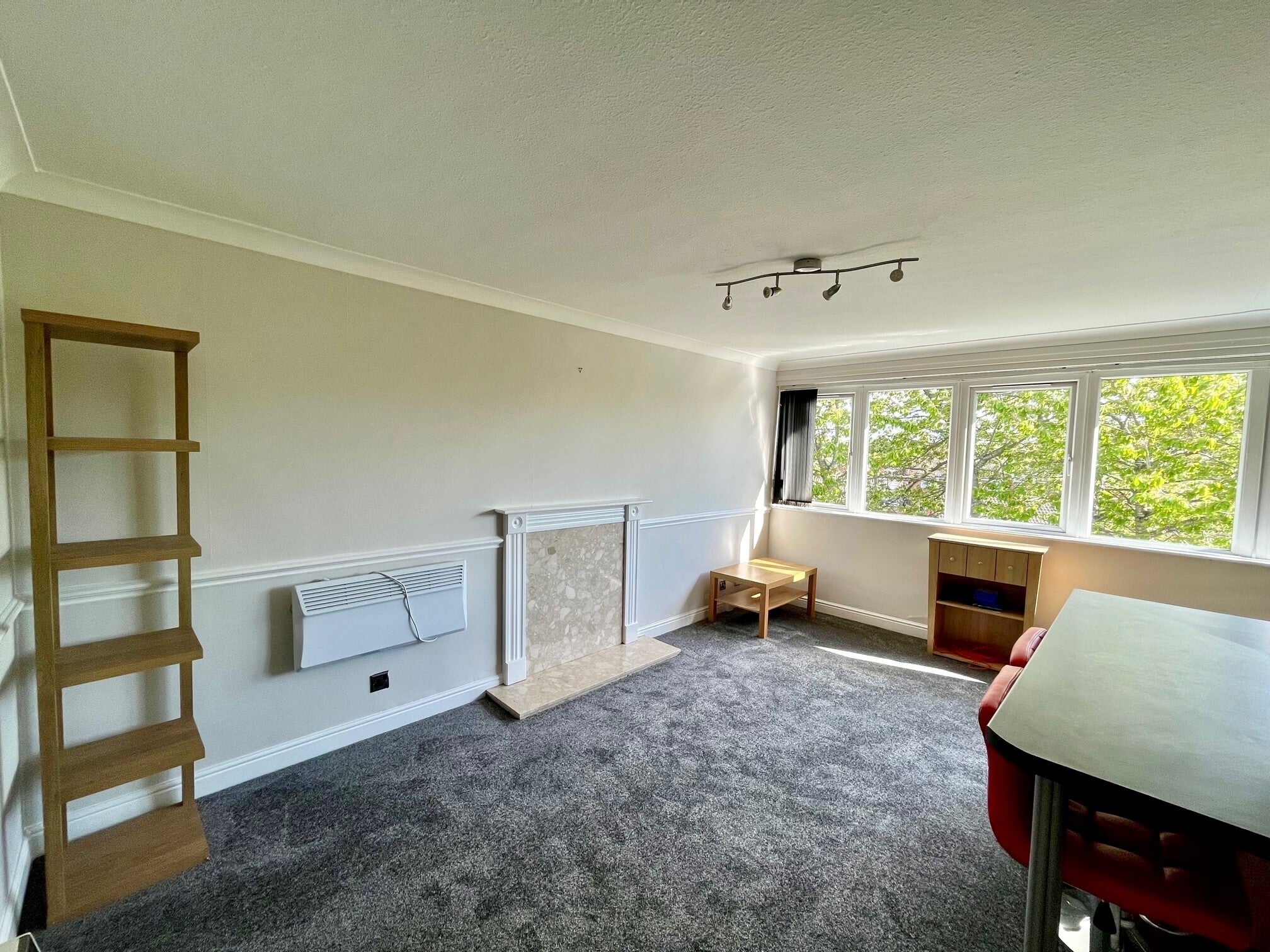 Flat Ingram Avenue in Newcastle upon Tyne