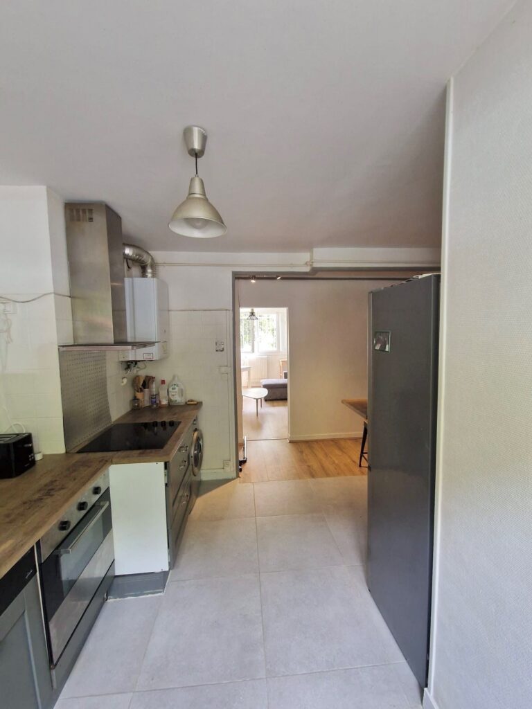 Flat Avenue des Mazades in Toulouse