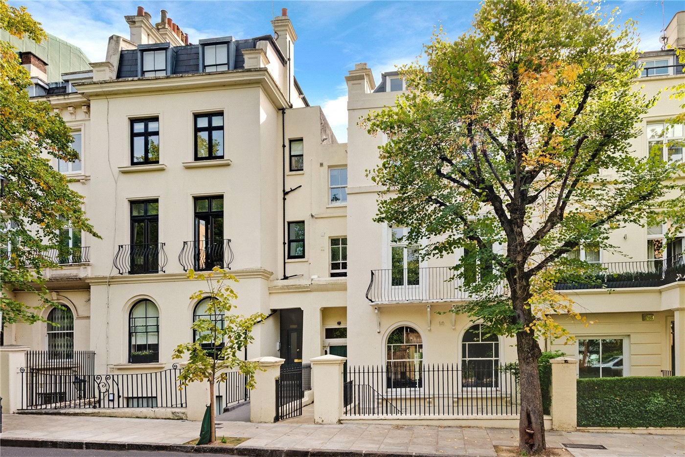 Flat St Edmund's Terrace in City of Westminster