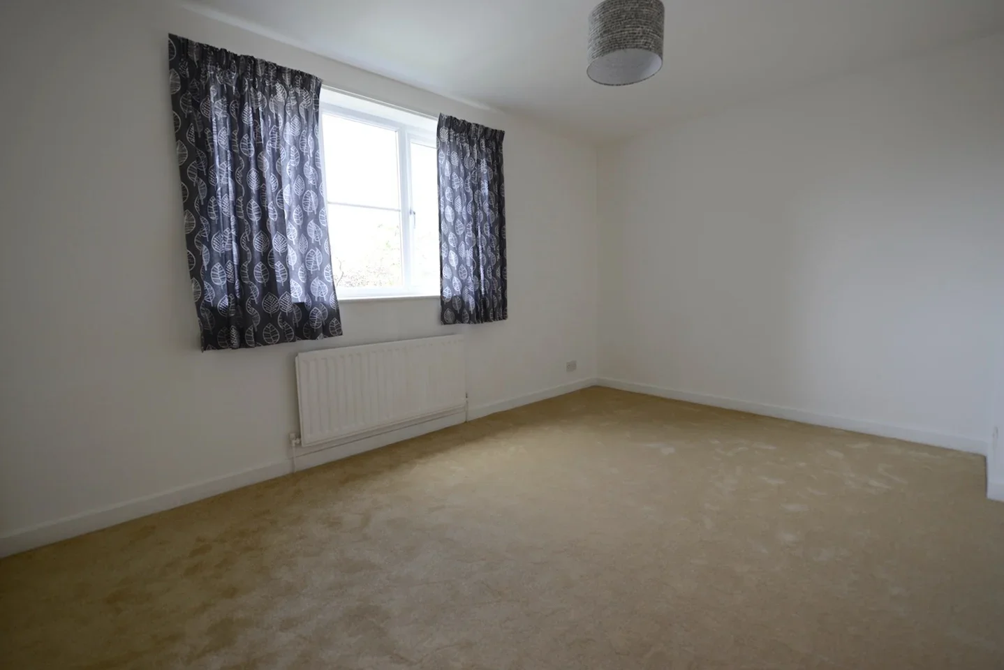Flat Kingsworthy Close in Greater London