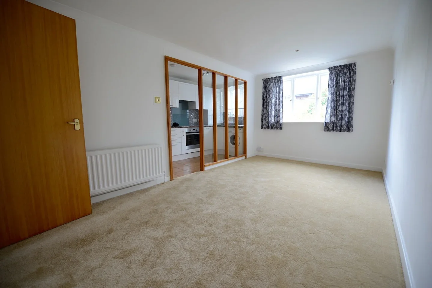 Flat Kingsworthy Close in Greater London