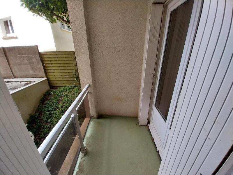 Flat Rue du Commandant de Poli in Orléans