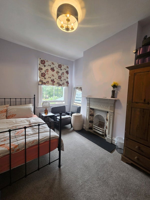 Room Cressida Road in Greater London