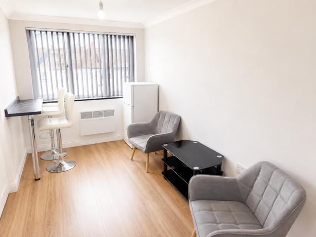 Flat Heaton Road in Newcastle upon Tyne