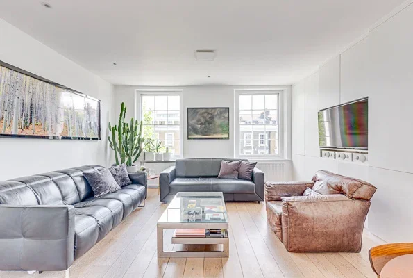 Flat Albert Street in Greater London
