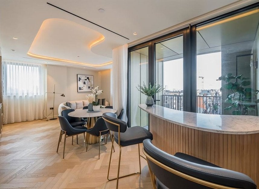 Flat Fareham Street in City of Westminster