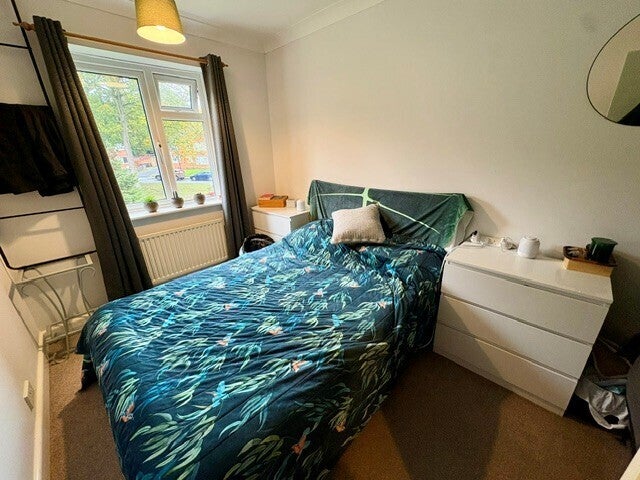 Flat Featherstone Crescent in Metropolitan Borough of Solihull