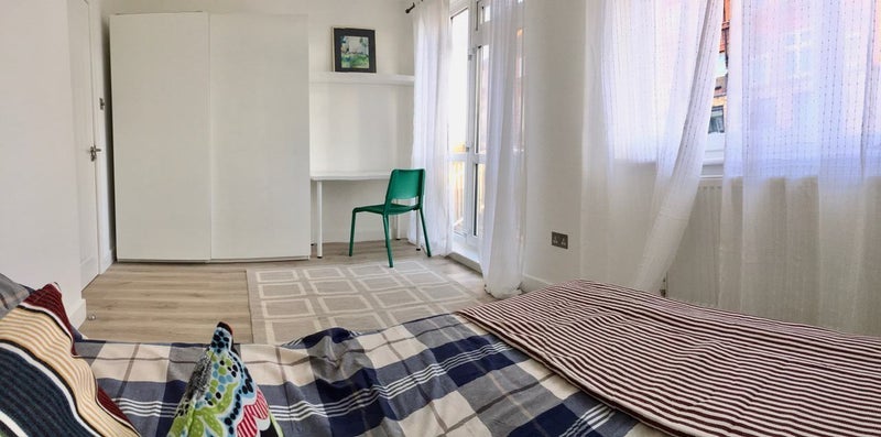 Room Malmesbury Road in Greater London