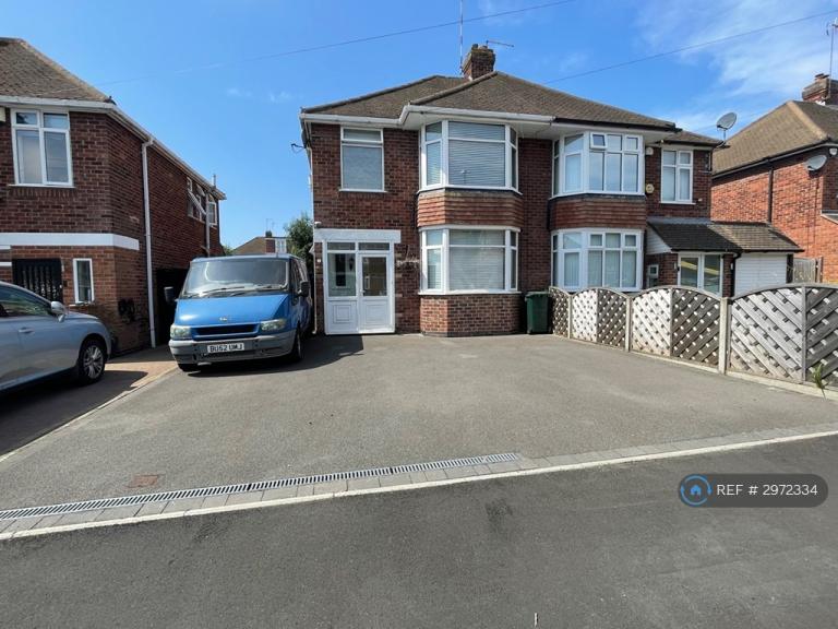 House Frankton Avenue in Coventry