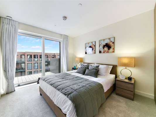 Flat Duke of Wellington Avenue in Greater London