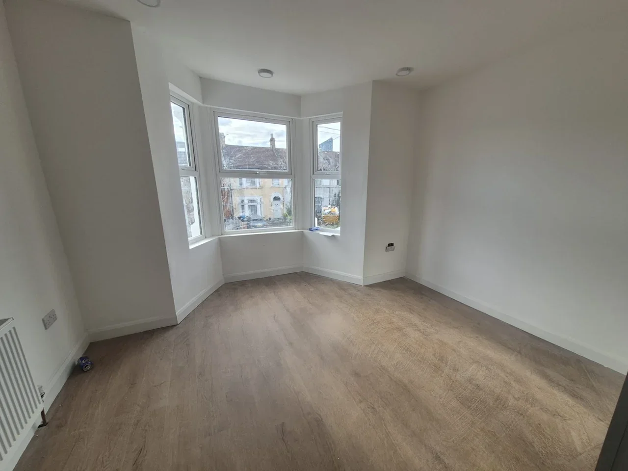 Flat Richmond Road in Greater London