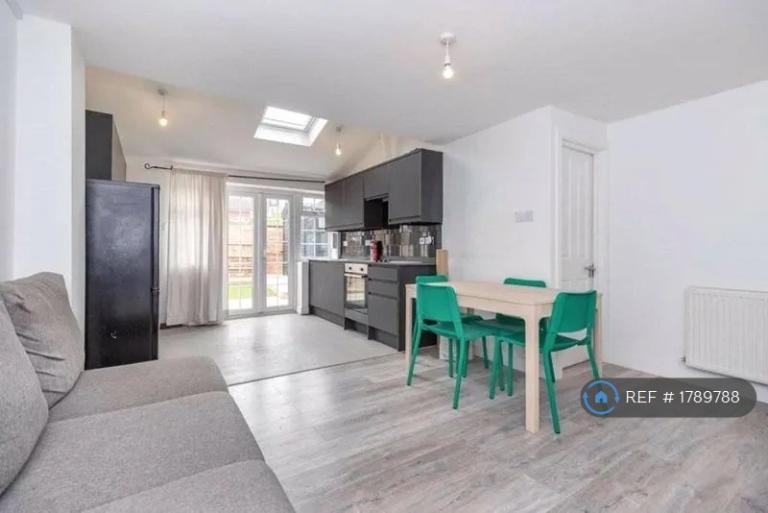 House Addison Gardens in Greater London