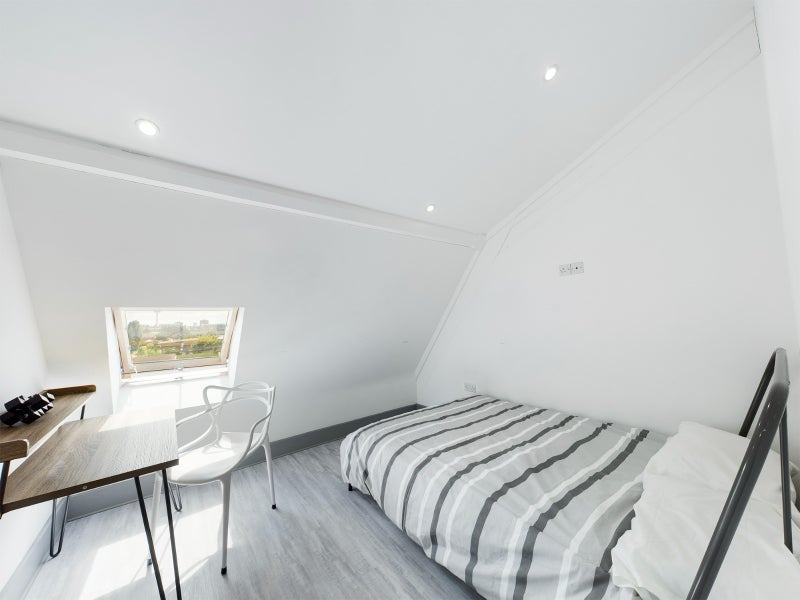 Room Silvester Street in Liverpool