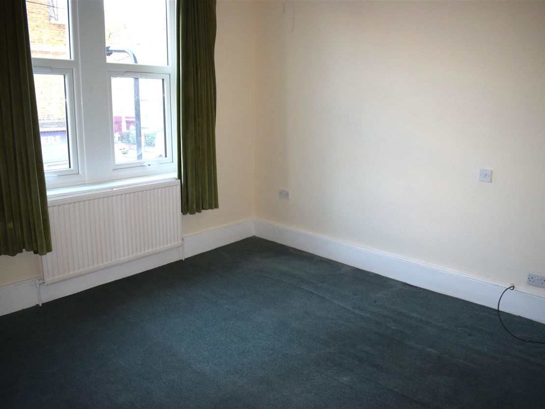 Flat High Road Leyton in Greater London