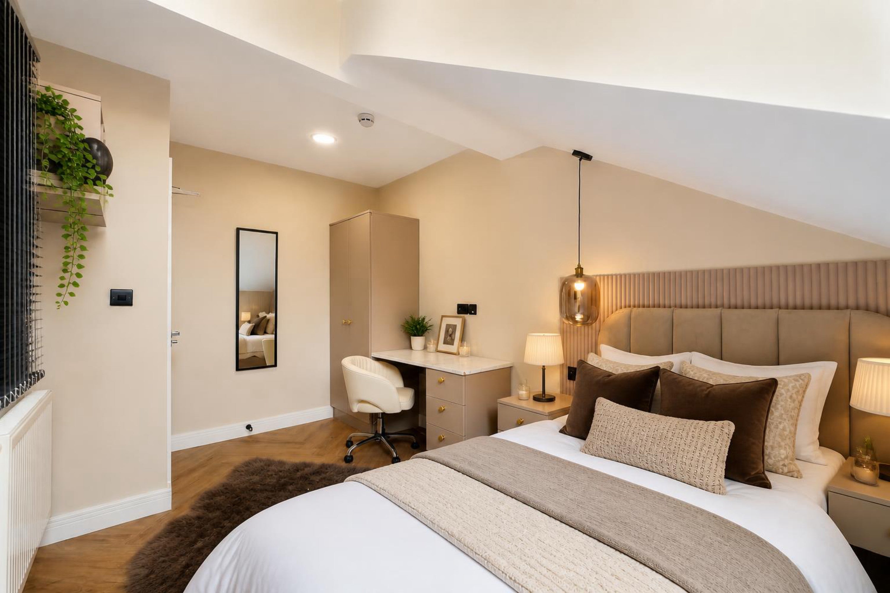 Room Raddlebarn Road in Birmingham
