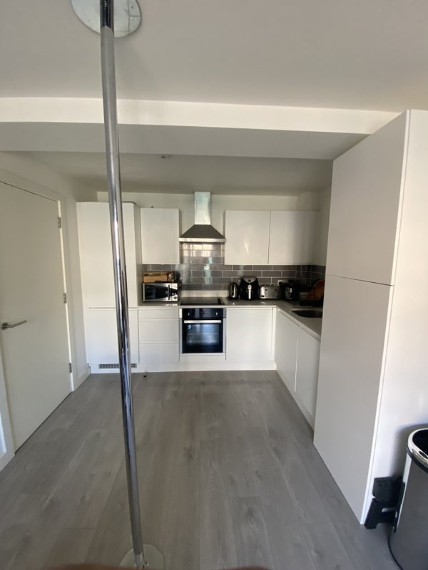 Room Rushey Green in Greater London