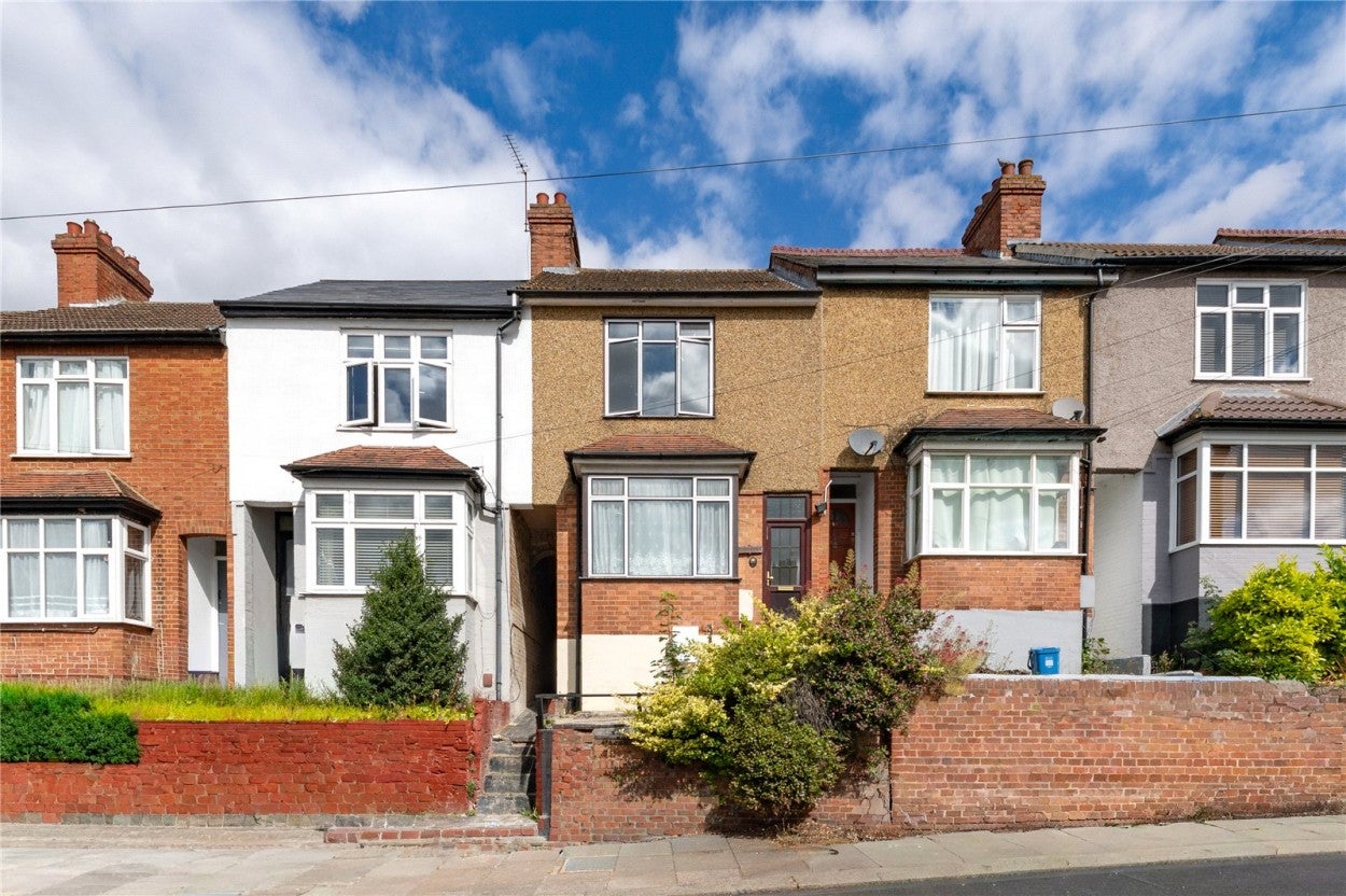 House Kingston Road in Luton